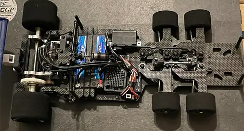 自作CNC加工の課題を解決！高精度なF1ラジコンカーパーツを製作