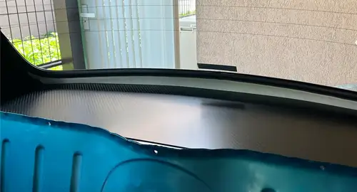 リアシェルフボードをカーボン板で製作 | マット加工で光が反射しない